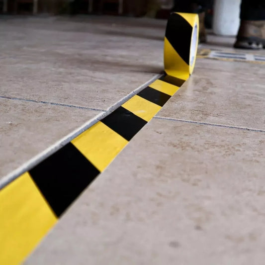 Cinta de Marcaje TUK - Amarillo/Negro (4.8cm x 33mts)